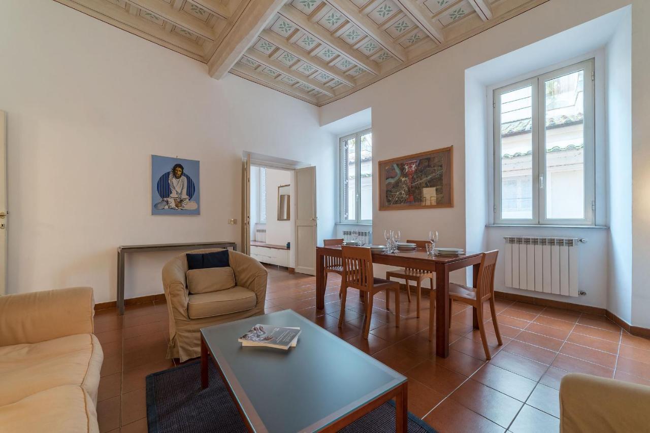 History And Modernity Meet By FromhometoRom Exterior foto